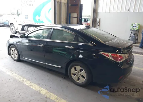 2012 Hyundai Sonata Hybrid from USA, damaged, VIN KMHEC4A44CA028285